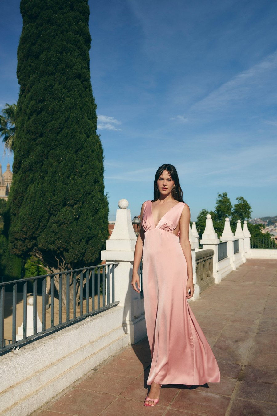 Moos Prima eveningwear collection